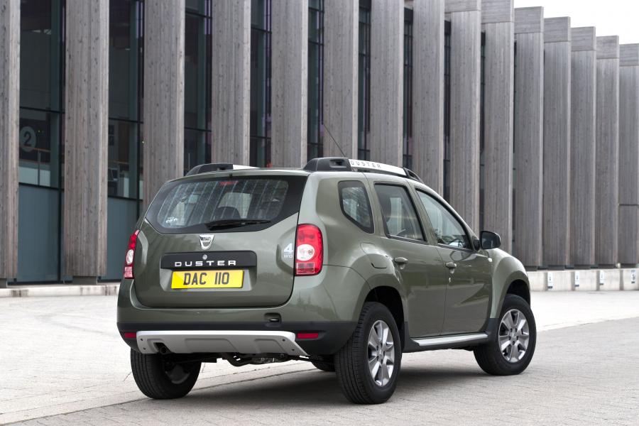  Dacia Duster 2015 года  (UK) (фото 4 из 12)